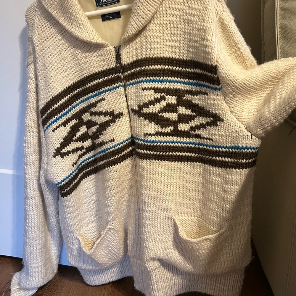 The North Face Cream and Brown Zip-Up Sweater